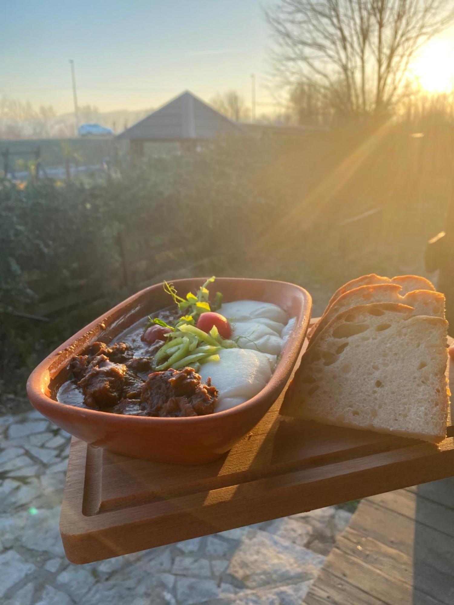 Lolini Bungalovi 노비사드 외부 사진